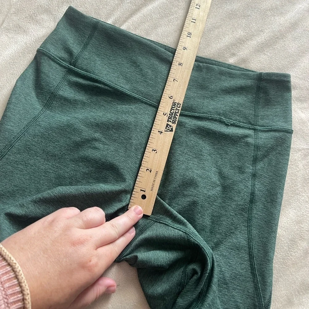 Outdoor voices green athletic leisure leggings